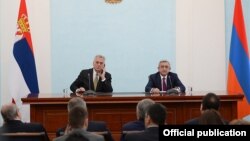 Armenia - President Serzh Sarkisian (R) and his visiting Serbian counterpart Tomislav Nikolic address the press after talks in Yerevan, 12Oct2014.