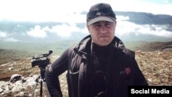 Ескендер Небієв