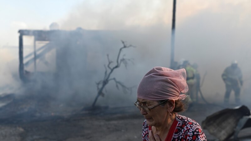 Россия: площадь пожаров в Ростовской области превысила 700 га. Есть погибшие