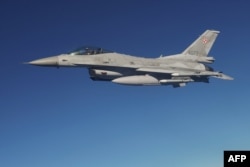 Истребитель F-16