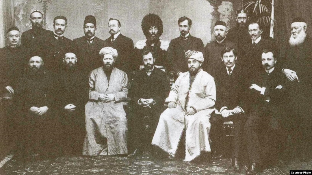 Порно ағасы мен қарындасы соратын мүшесі