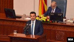 Мандатарот Зоран Заев ја образложи владината програма пред пратениците