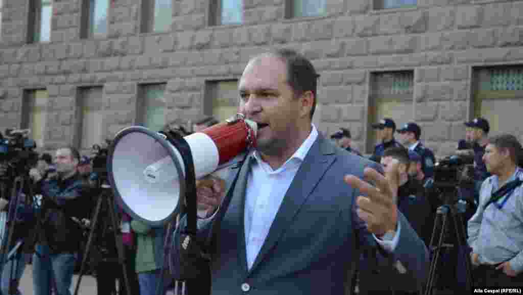 Moldova, 8 ion ceban, unul din fruntasii partidului socialistilor