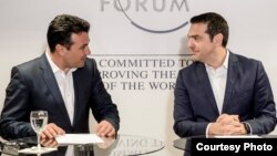 Zoran Zaev și Alexis Tsipras, la forumul economic de la Davos