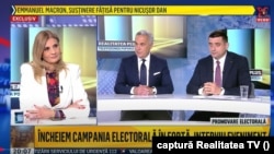 Captură de ecran de la emisiunea „Culisele Statului Paralel”, în care invitați în platou sunt Călin Georgescu și George Simion. Sursă: YouTube/Realitatea Plus.