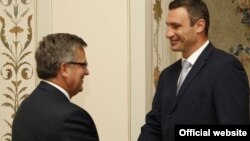 Броніслав Коморовський і Віталій Кличко