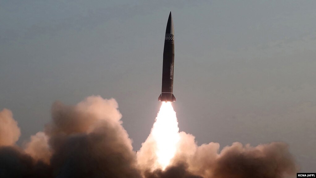Испытания новых ракет в Северной Корее, 25 марта 2021 года 