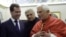 Президент Росії Дмитро Медведєв під час зустічі з Папою Бенедиктом XVI, Ватикан, 3 грудня 2009 року.