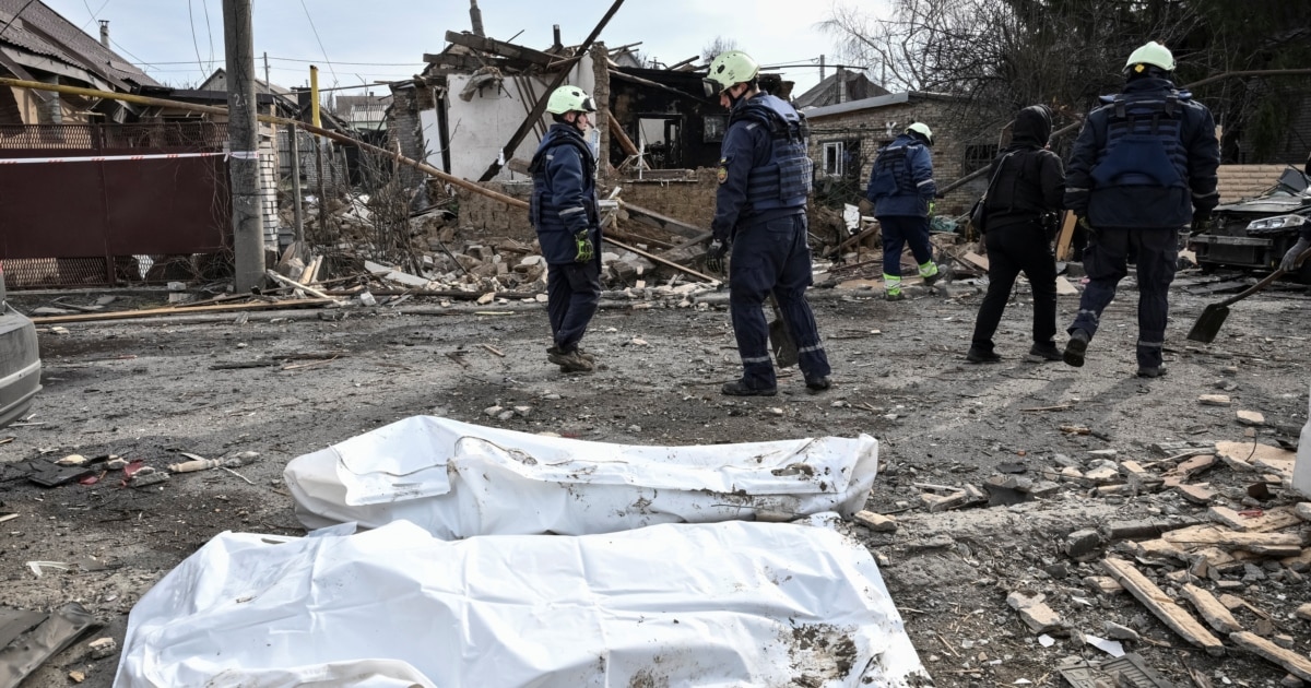 Russia Continues Deadly Strikes On Ukraine Amid Stalled Peace Efforts