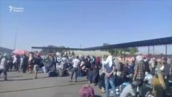 Ғишткўприк ўзбек-қозоқ чегарасида 3500 ўзбекистонлик икки ҳафтадан бери асфалтда ëтибди