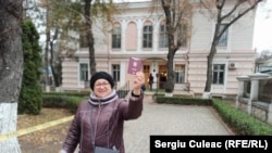 Moldova - Romanian voting in presidential elections, Chisinau, 22Nov2019