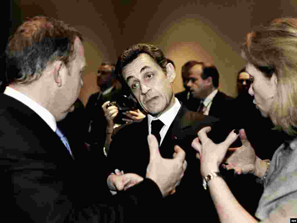 Сарвари Фаронса Никола Саркозӣ ва сарвазири Дания Ларс Локке Расмуссен