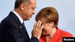 R.T.Erdoğan və A.Merkel
