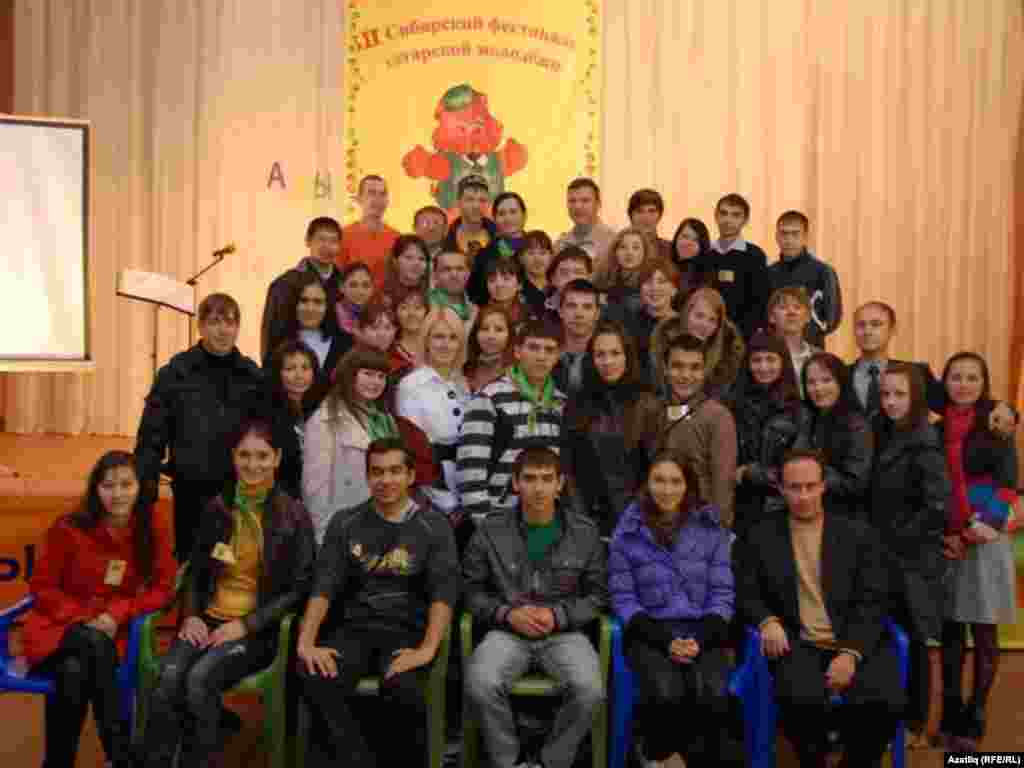 III Себер татар яшьләре фестивале делегатлары