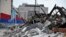 U postizbornoj noći između 24. i 25. aprila 2016. nepoznate osobe maskirane fantomkama pomoću bagera porušile su objekte u delu Savamale