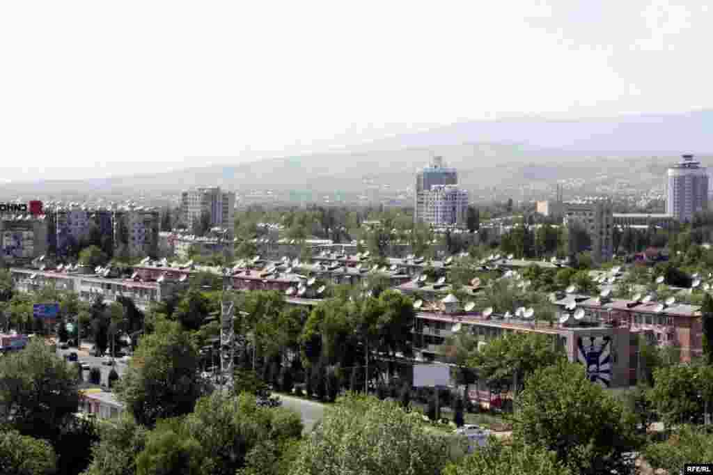 Бомпӯшиҳои рангини Душанбе #57