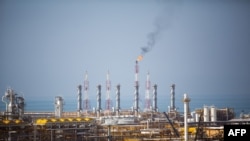 Ирандын Түштүк Парс газ кени. Архив