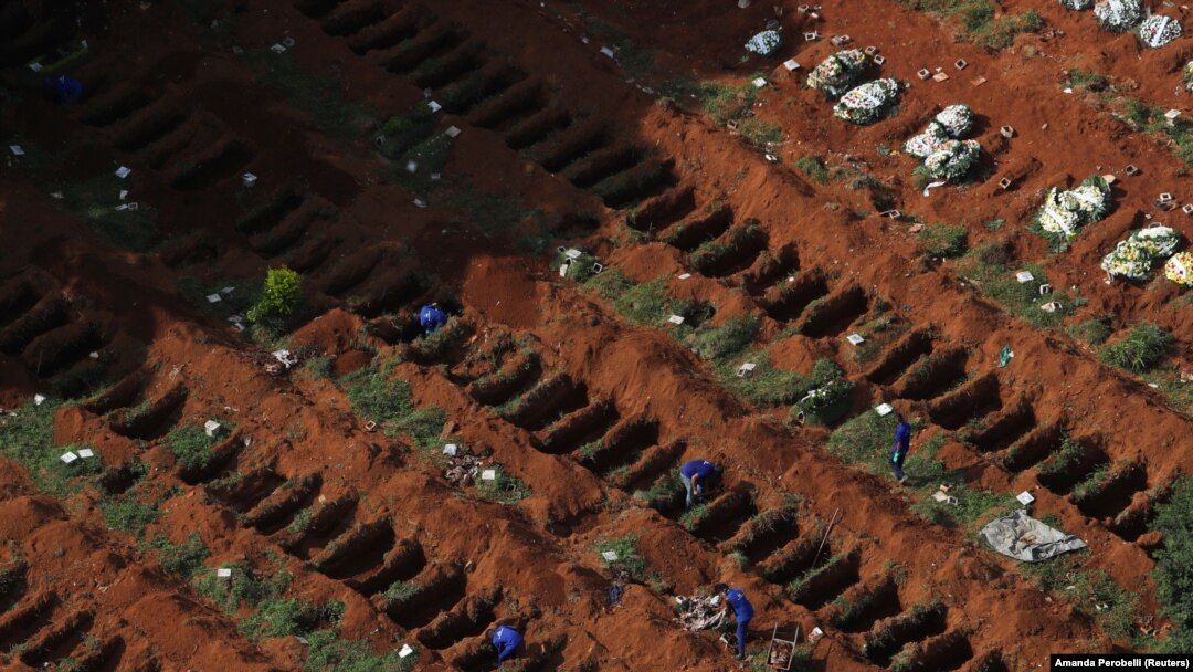 Groblje za preminule od korona virusa u Sao Paolu u Brazilu