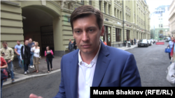 Dmitry Gudkov is currently serving a 30-day jail term for taking part in an unsanctioned rally on July 27. 