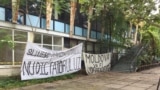 Protestul grupului Occupy Guguţă de lângă fosta Cafenea Guguţă