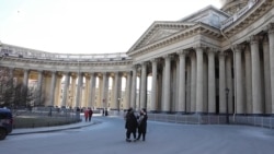 Главное: Петербург закрывается на праздники