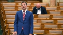  Gulyás Gergely Miniszterelnökséget vezető miniszter az Országgyűlés plenáris ülésén 2021. június 14-én