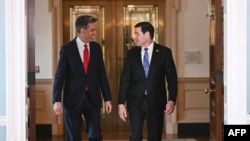Державний секретар США Марко Рубіо зустрівся з міністром закордонних справ Великої Британії Едом Мілібендом у Державному департаменті у Вашингтоні 5 серпня