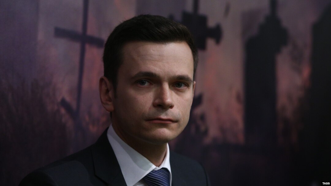 Яшин на презентации доклада "Путин. Война"