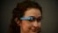 Iамерка -- Google Glass зуьйш дакъалоцуш ю Лос Анджелесера Франческа Мари Смит, Марс27, 2013