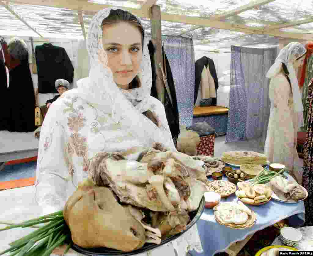 Охан-беттан 25-чу дийнахь нохчийн меттан де даздира Соьлж-гIалахь. 