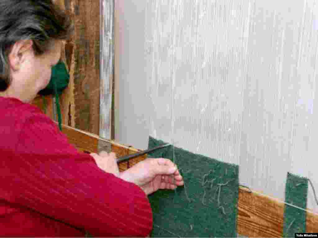 Moldova -- Badiceni - covor moldovenesc, Feb2009