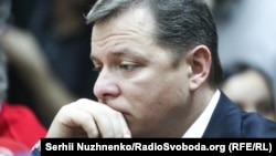 Колишній народний депутат Олег Ляшко на виборах від цього округу набрав 31% голосів, його опонент, кандидат від «Слуги народу» Анатолій Гунько – 34%