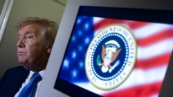 Președintele Donald Trump discută cu ziariștii șa bordul Air Force One în timpul zborului de întoarcere la Washington de la summitul G7 din Canada. 16 iunie, 2025.