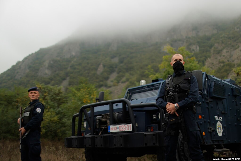 Kosovar special police units patrol near the border crossing between Kosovo and Serbia in Jarinje on September 28.