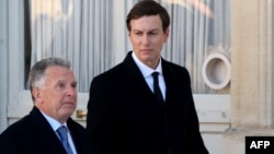 Членами Ради миру для Гази стануть зять президента США Джаред Кушнер (п) і спецпосланець Трампа Стів Віткофф, які також ведуть переговори і щодо України