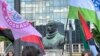 Okupljanja kod spomenika Dimitriju Tucoviću, borcu za radnička i ljudska prava na beogradskom trgu Slavija, 1. maj 2026.