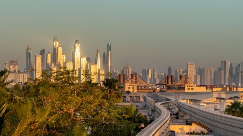 Депутат е летял десетки пъти с частен Falcon от летище София