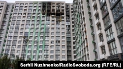 Наслідки влучання російського дрона по багатоповерхівці, Київ, вересень 2026 року, фото ілюстративне