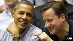 Barack Obama i David Cameron