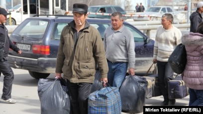 Еңбек мигранттарының секс Еңбек мигранттарының секс