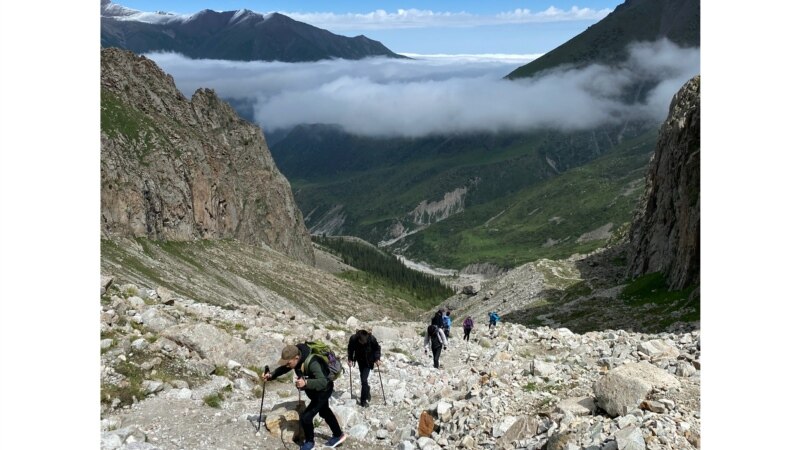 Быйыл Кыргызстанда туристтер үчүн 68 rest point курула турганы айтылды