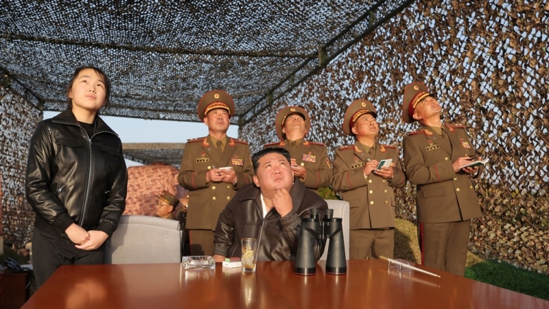 کره شمالی آزمایش موشک‌های بالستیک با کلاهک‌های خوشه‌ای را تأیید کرد