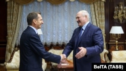 Дырэктар Службы вонкавай выведкі Расеі Сяргей Нарышкін і Аляксандар Лукашэнка. Менск, 22 кастрычніка 2020 году