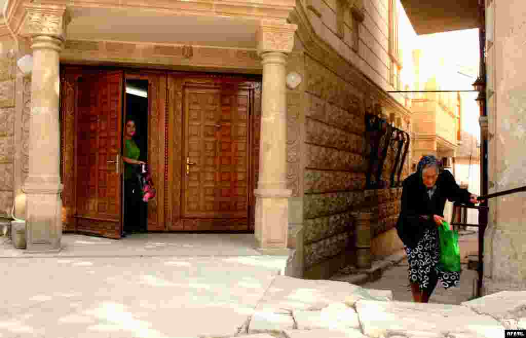 Zəngin və səfil Bakı #5