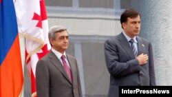 Georgia -- President Mikheil Saakashvili (R) with his Armenian counterpart Serzh Sarkisian in Tbilisi, 30Sep2008