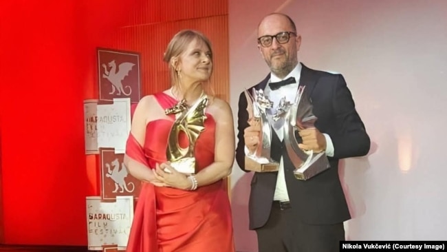 Aktorja gjermane, Nastasija Kinski, dhe regjistori malazez, Nikolla Vukçeviq.