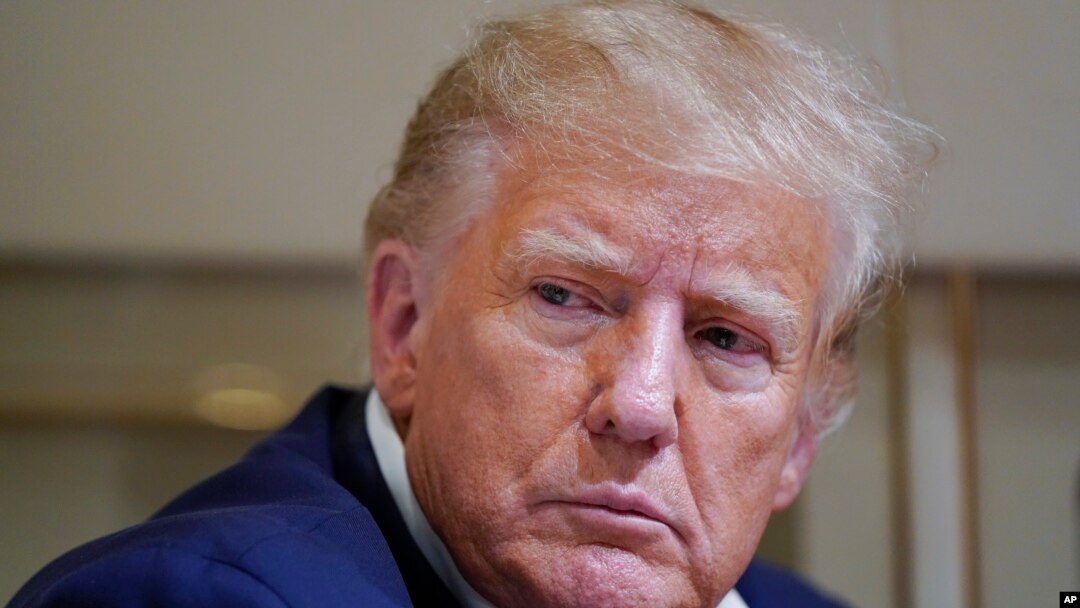 Таким чином, суд погодився розглянути апеляцію Дональда Трампа, яку він подав раніше цього тижня.