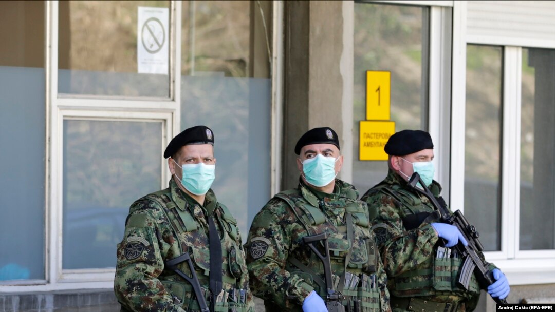 Vojska Srbije na ulicama zbog uvođenja vanrednog stanja