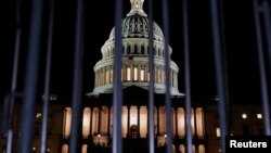 Zgrada Kongresa SAD, 30. septembar 2025.