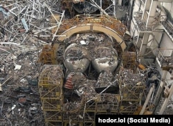 Последствия пожара на космодроме Байконур и обрушения потолка на «Буран»